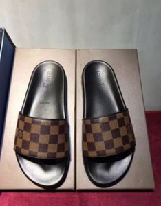 LV Slippers(AAA)-026