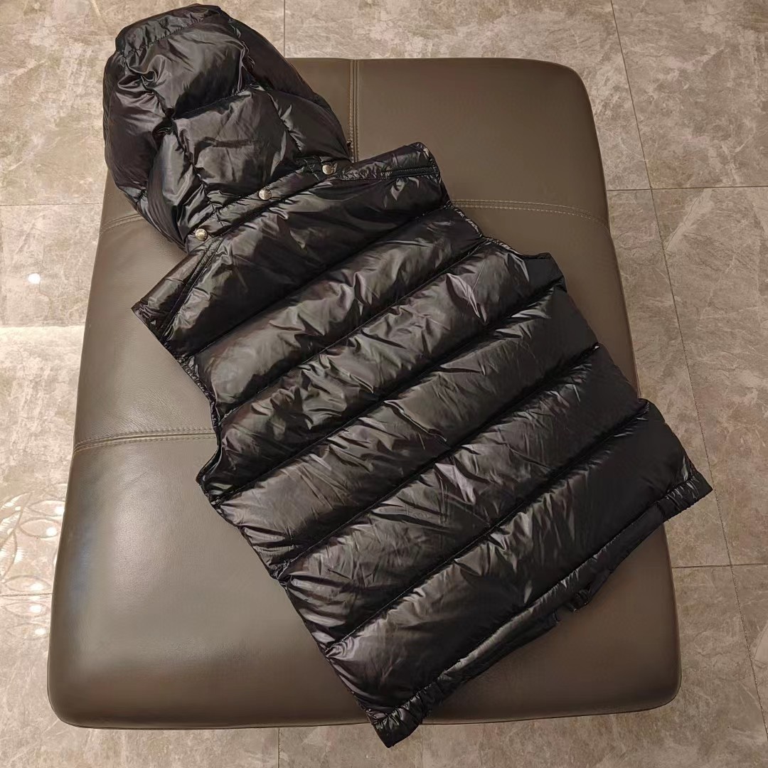 Moncler Vest Coat-016