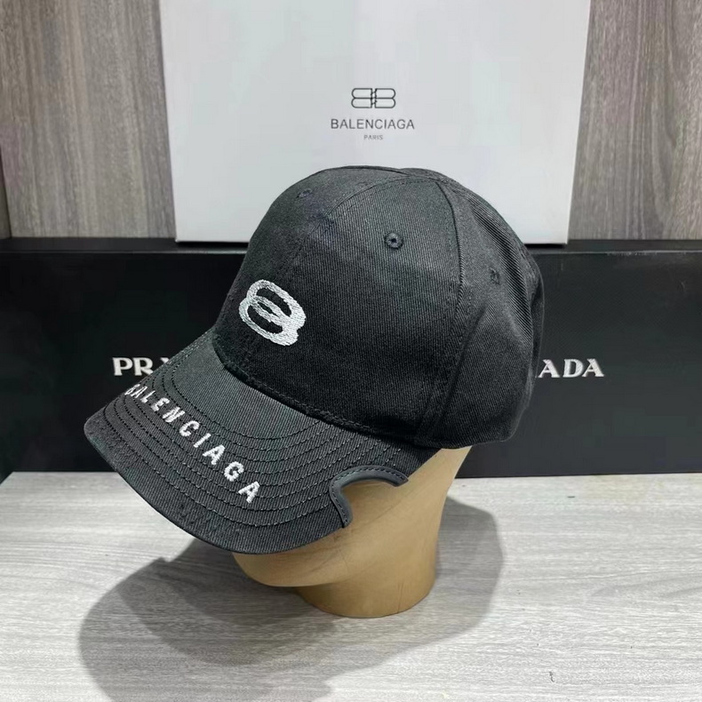 Balenciaga Cap-392