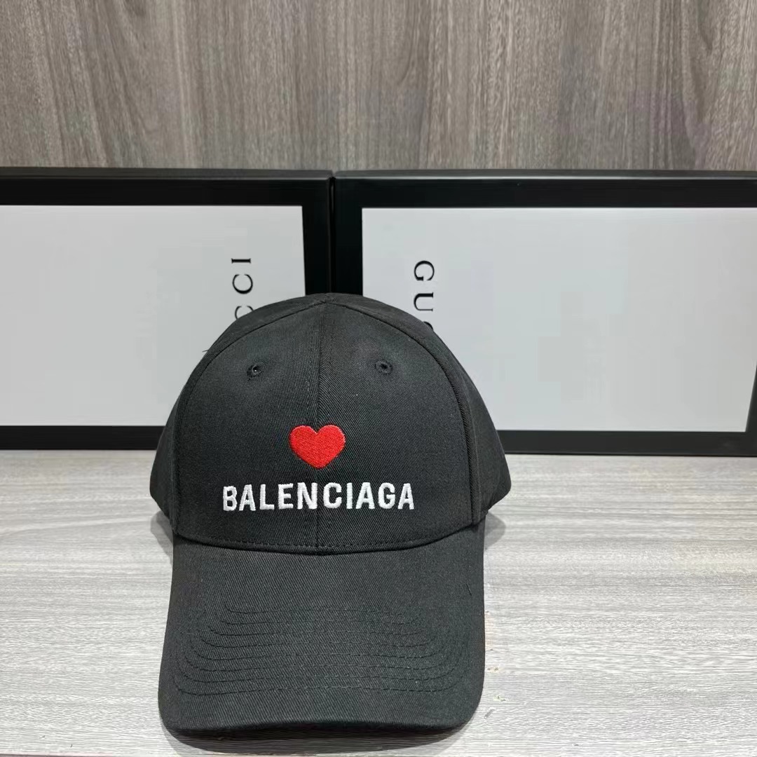 Balenciaga Cap-377