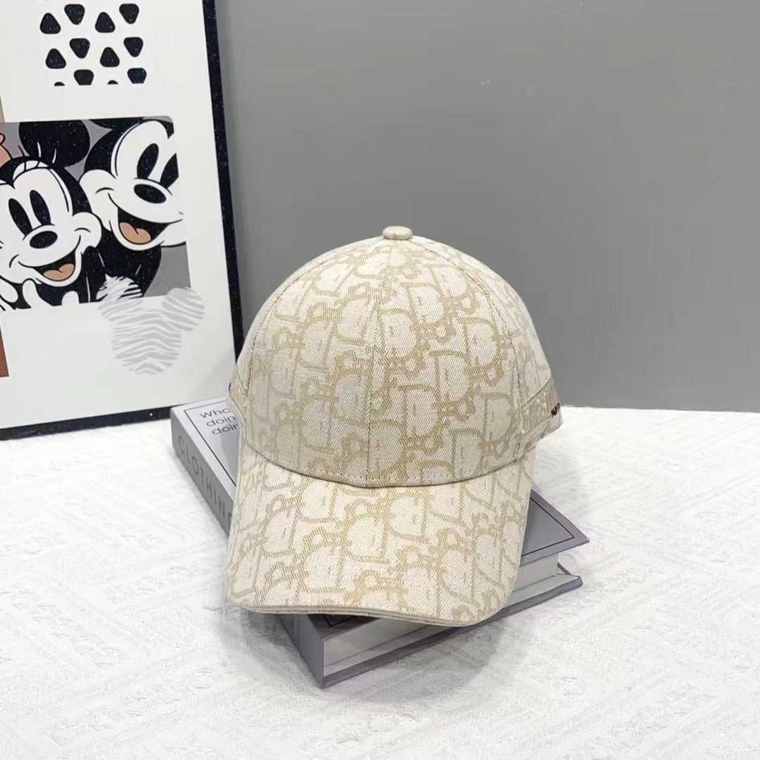 Dior Cap-453