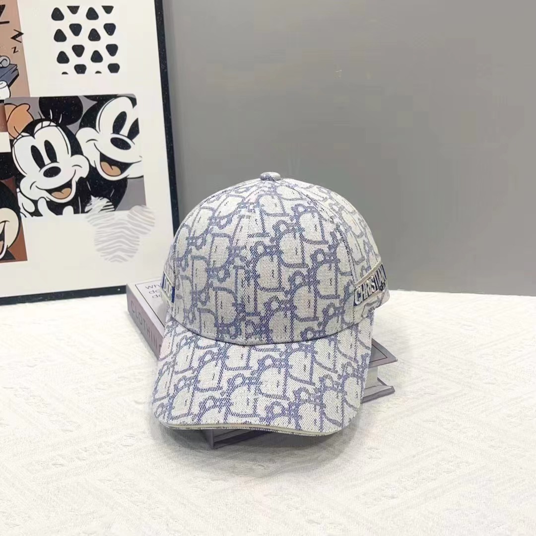 Dior Cap-451