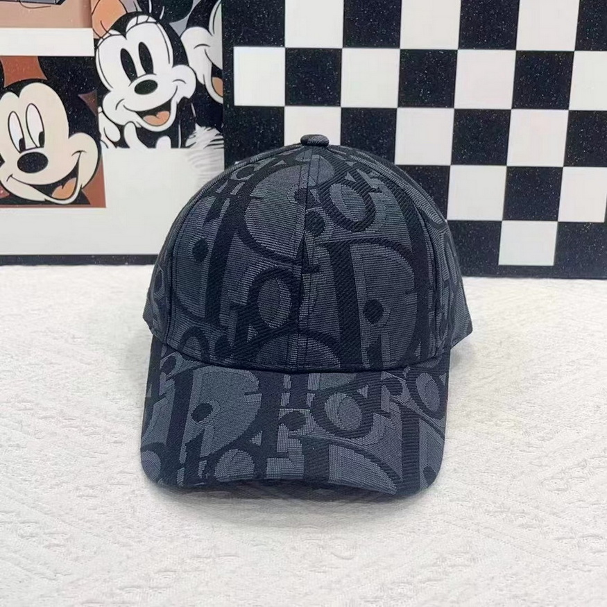 Dior Cap-447