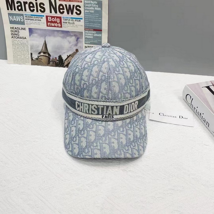 Dior Cap-446