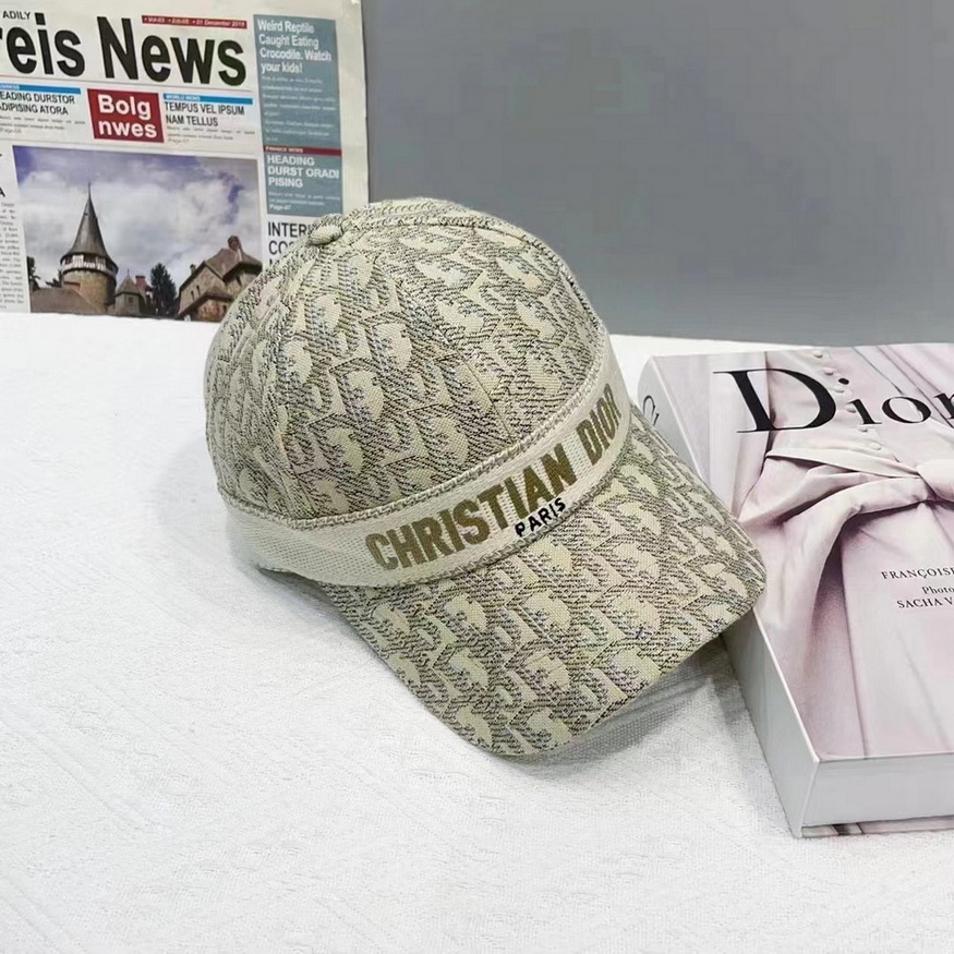 Dior Cap-445