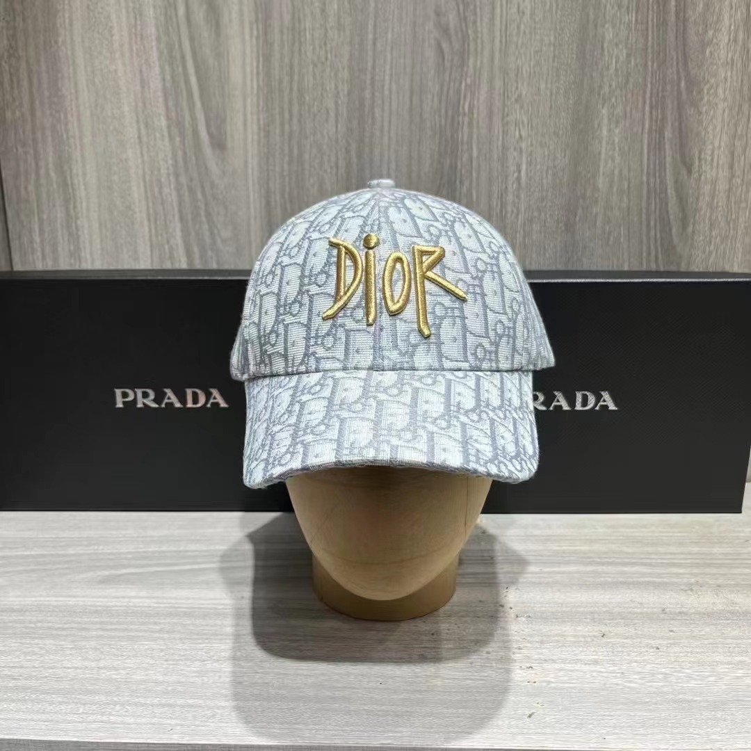Dior Cap-426