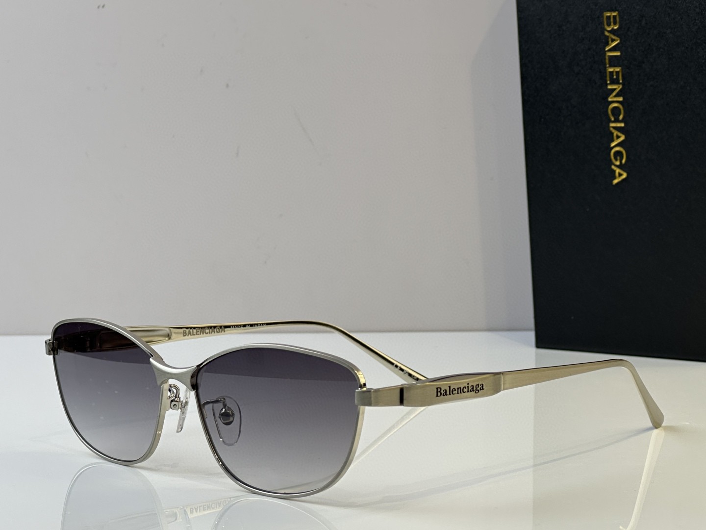 Balenciaga Sunglasses(AAAA)-525
