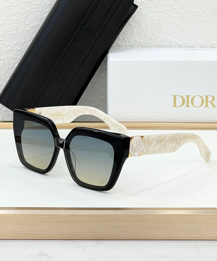 Dior Sunglasses(AAAA)-775
