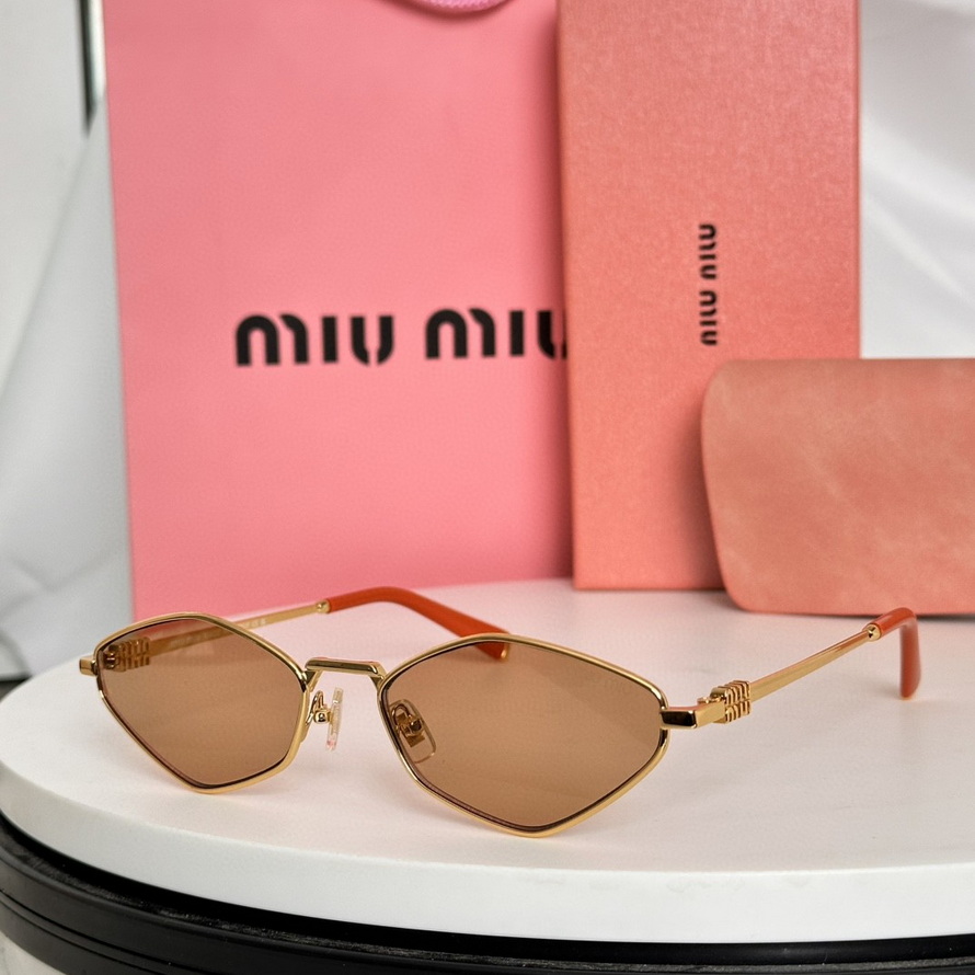 MiuMiu Sunglasses(AAAA)-638