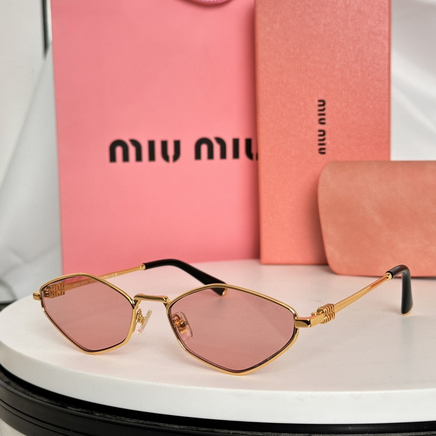 MiuMiu Sunglasses(AAAA)-637