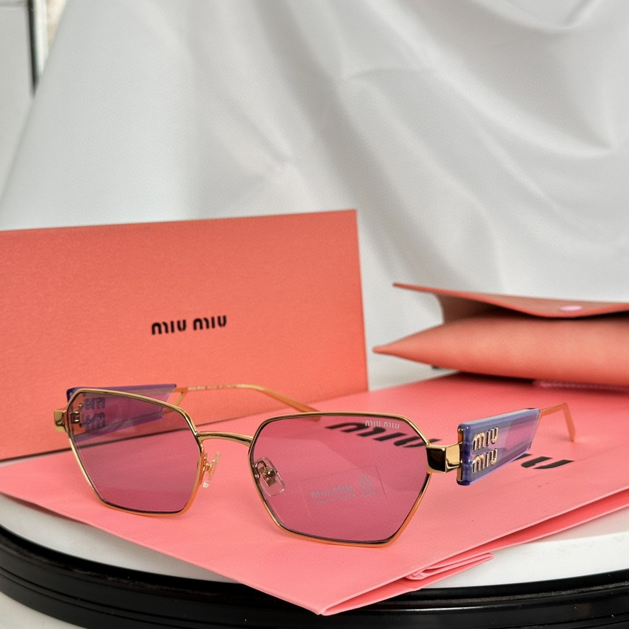 MiuMiu Sunglasses(AAAA)-629
