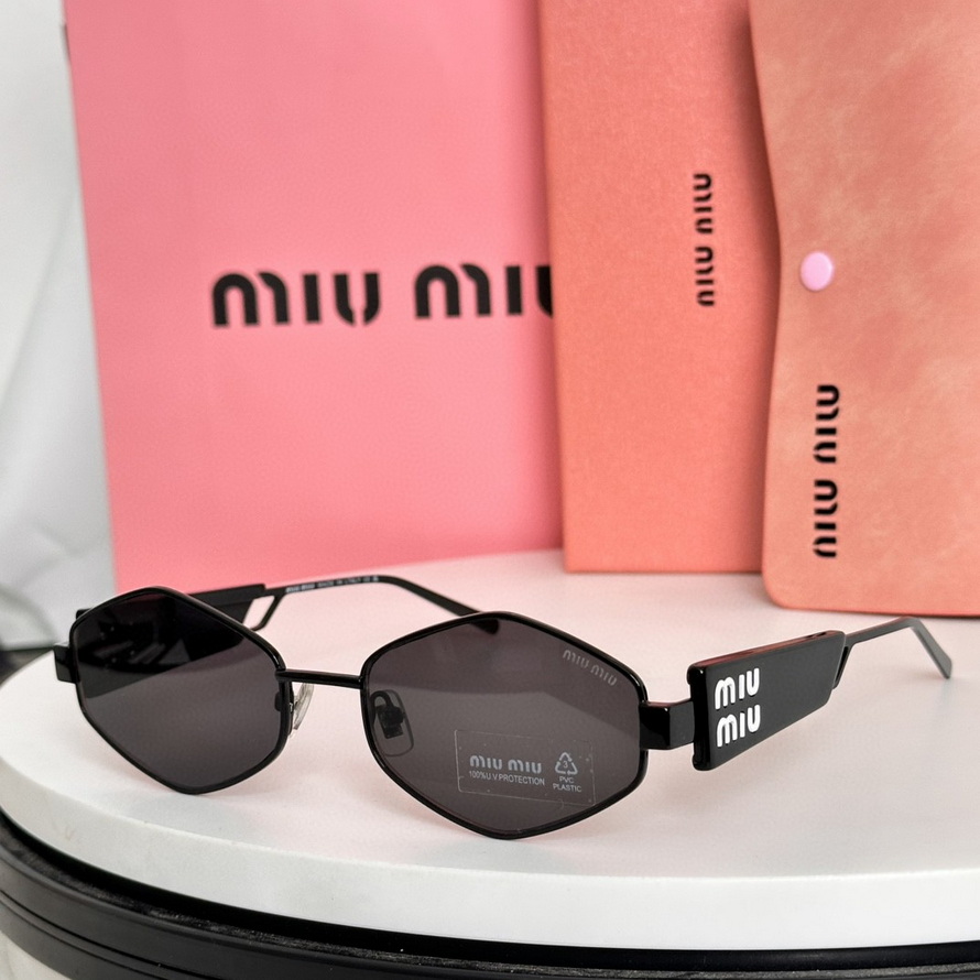 MiuMiu Sunglasses(AAAA)-621