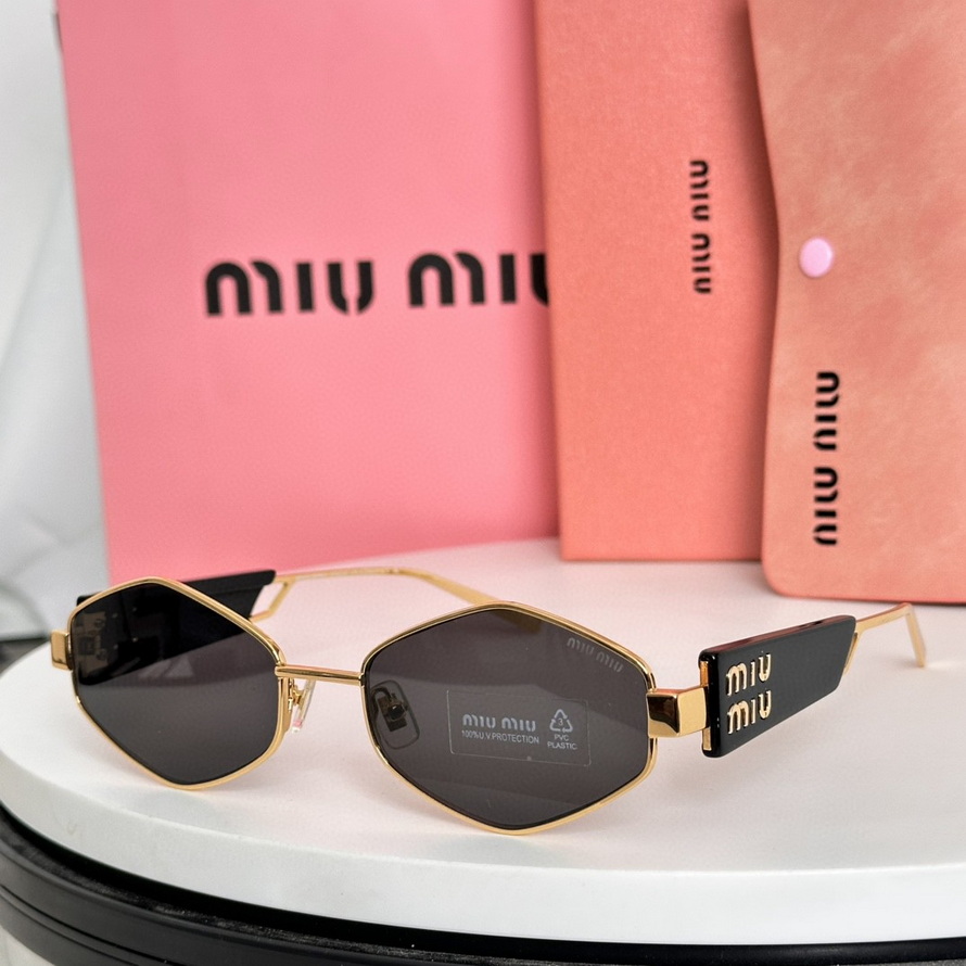 MiuMiu Sunglasses(AAAA)-620