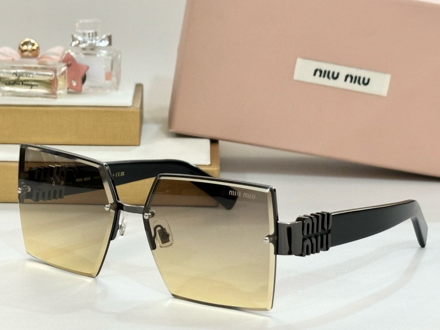 MiuMiu Sunglasses(AAAA)-512