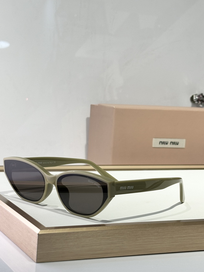 MiuMiu Sunglasses(AAAA)-497
