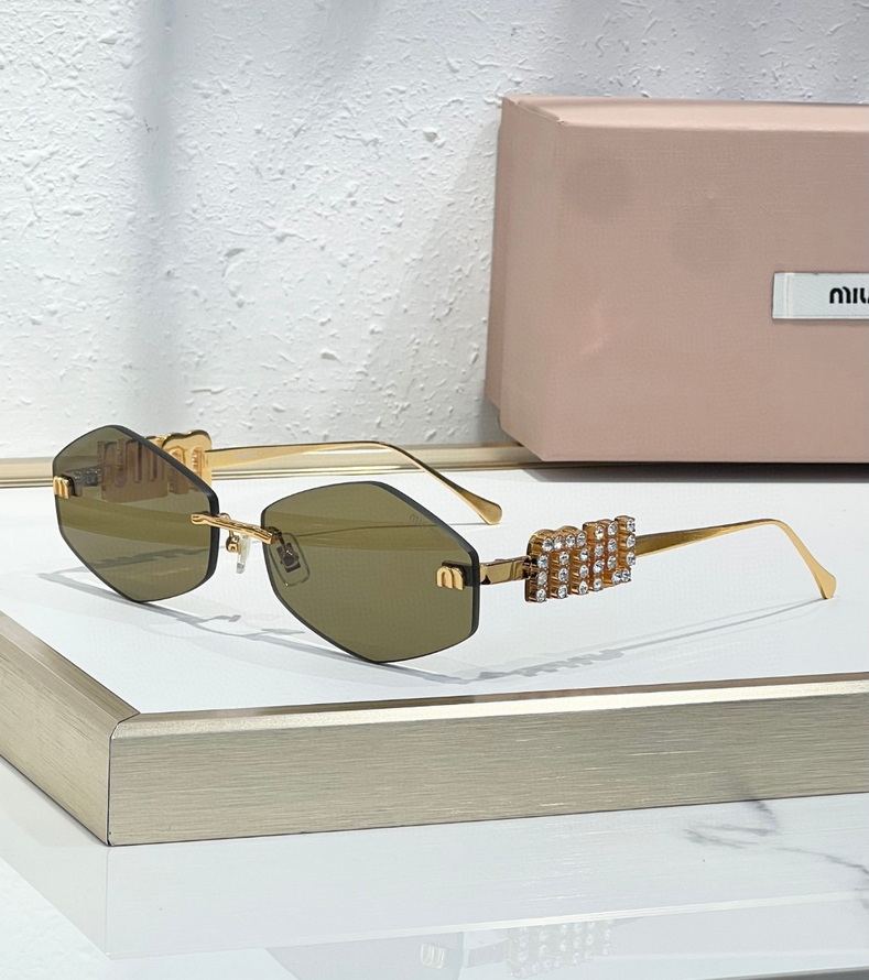 MiuMiu Sunglasses(AAAA)-423