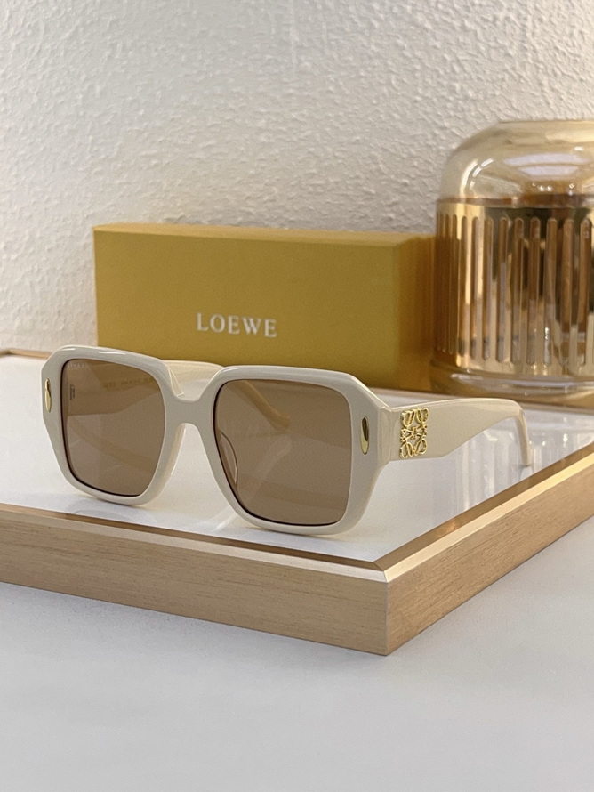 LOEWE Sunglasses(AAAA)-594