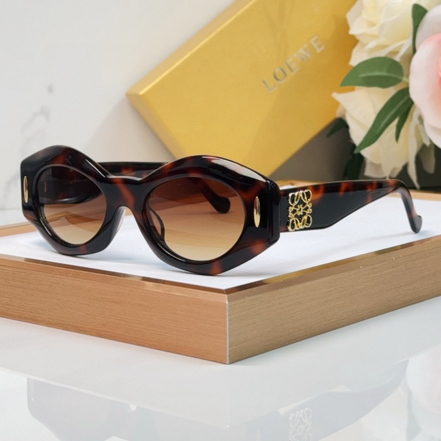 LOEWE Sunglasses(AAAA)-590