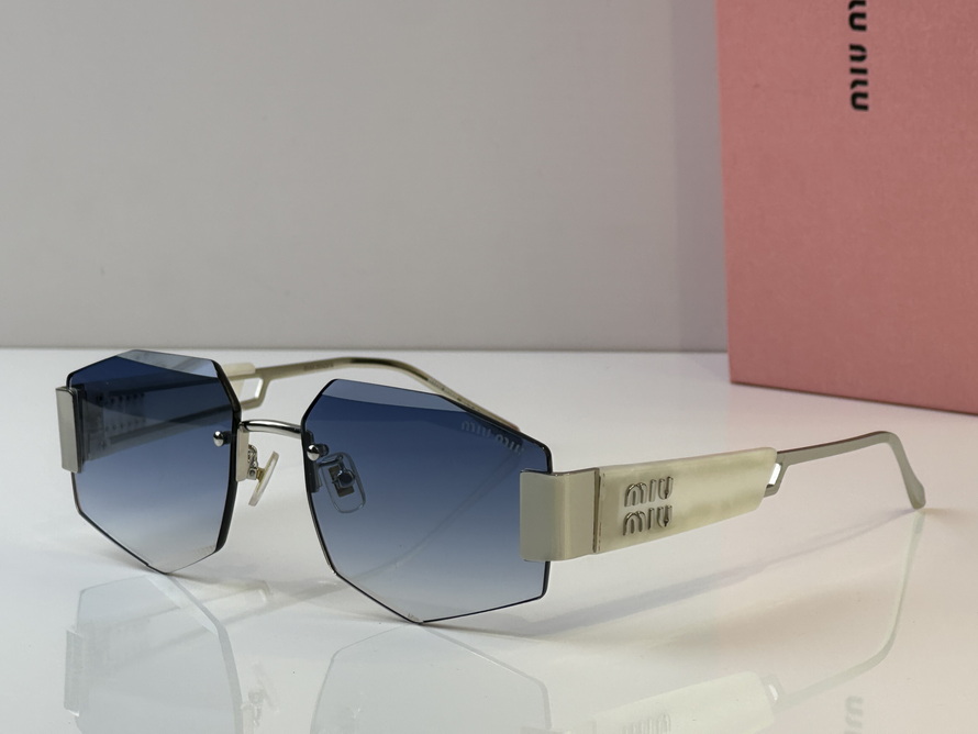 MiuMiu Sunglasses(AAAA)-385