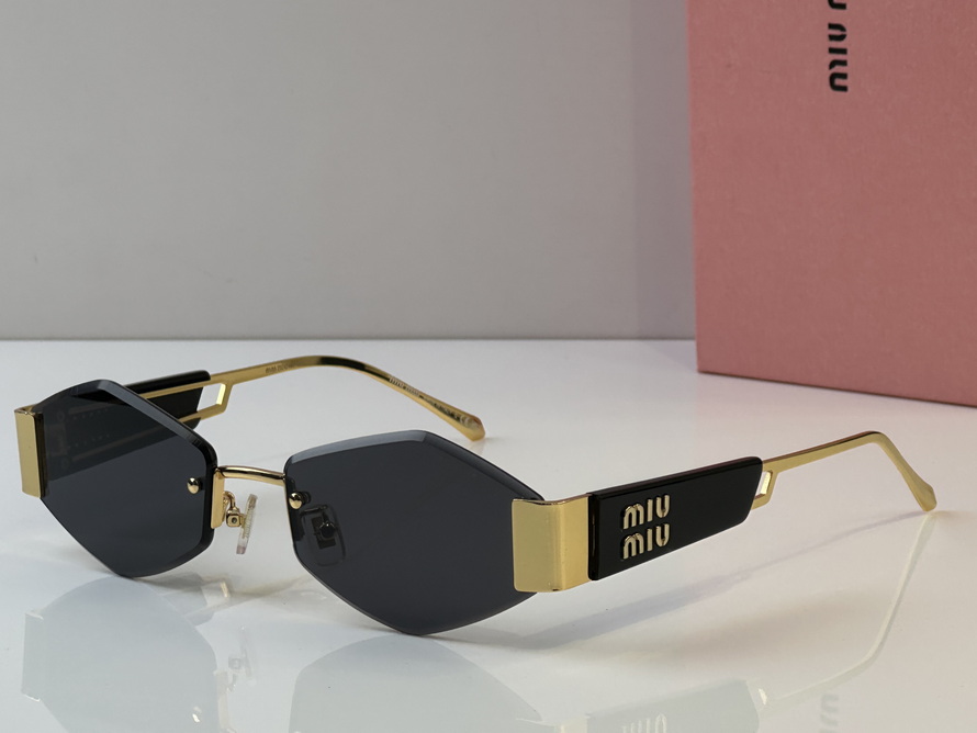 MiuMiu Sunglasses(AAAA)-373