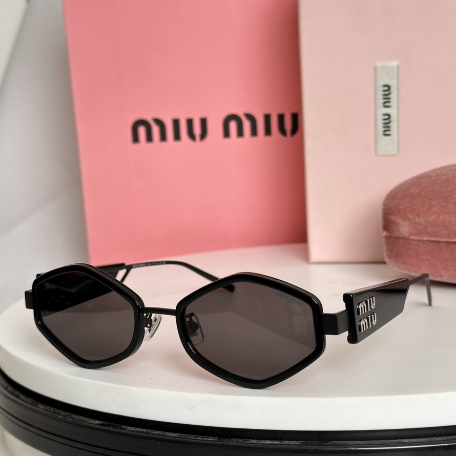 MiuMiu Sunglasses(AAAA)-030