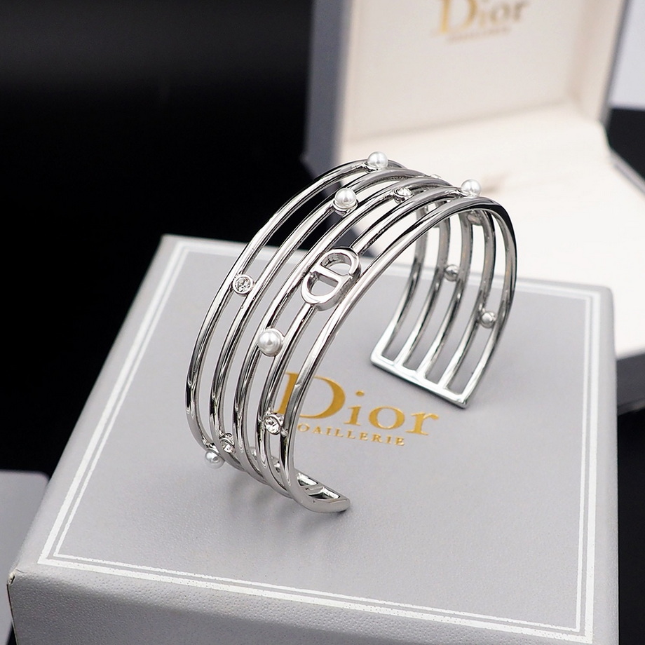 Dior Bracelet-049