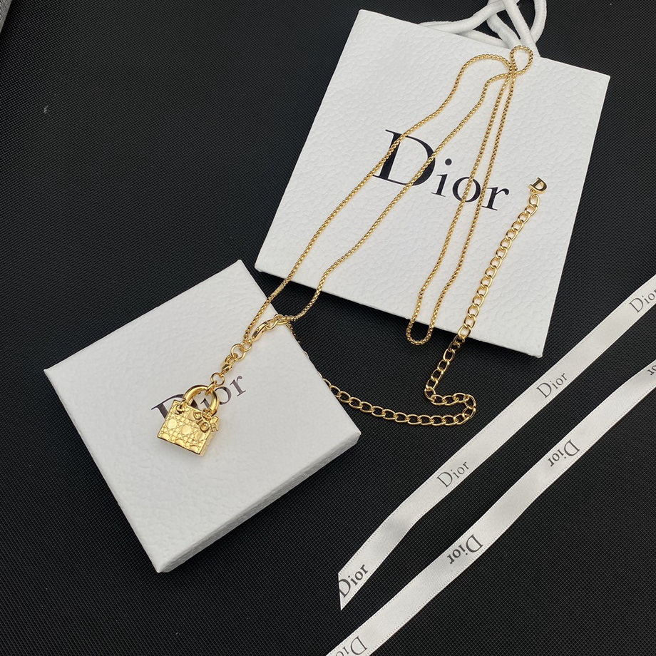 Dior Necklace-091
