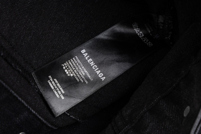 Balenciaga Jacket-024