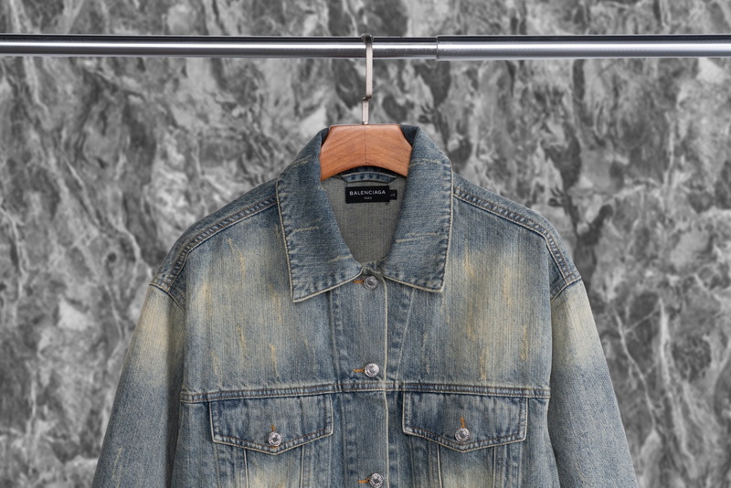 Balenciaga Jacket-043