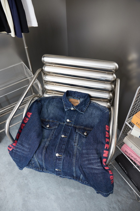 Balenciaga Jacket-056