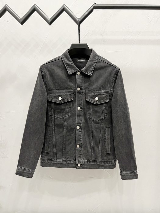 Balenciaga Jacket-058
