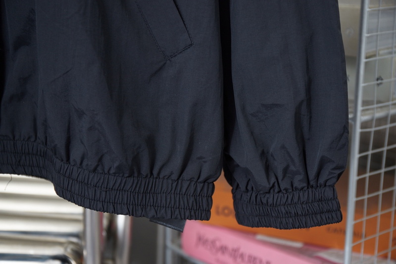 Balenciaga Jacket-095