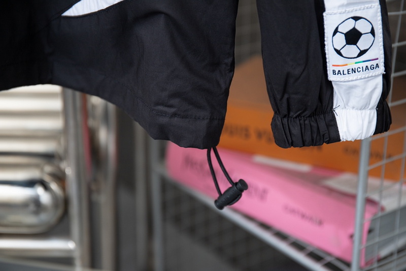 Balenciaga Jacket-134