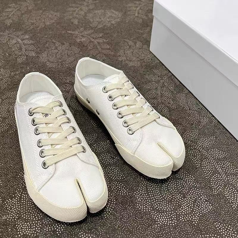 Maison Margiela Shoes(AAA)-024