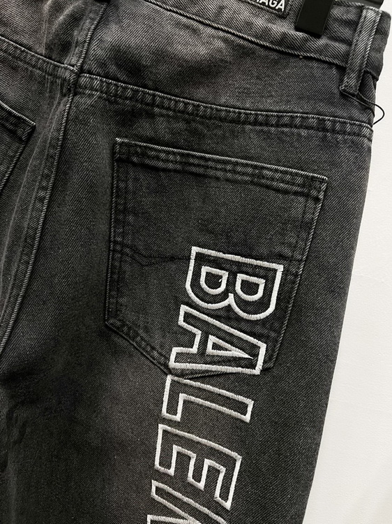 Balenciaga Jeans-023