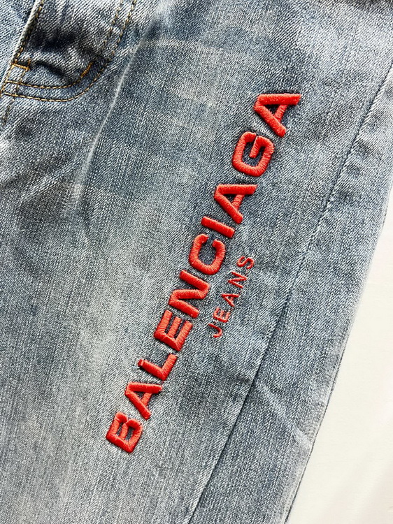 Balenciaga Jeans-024