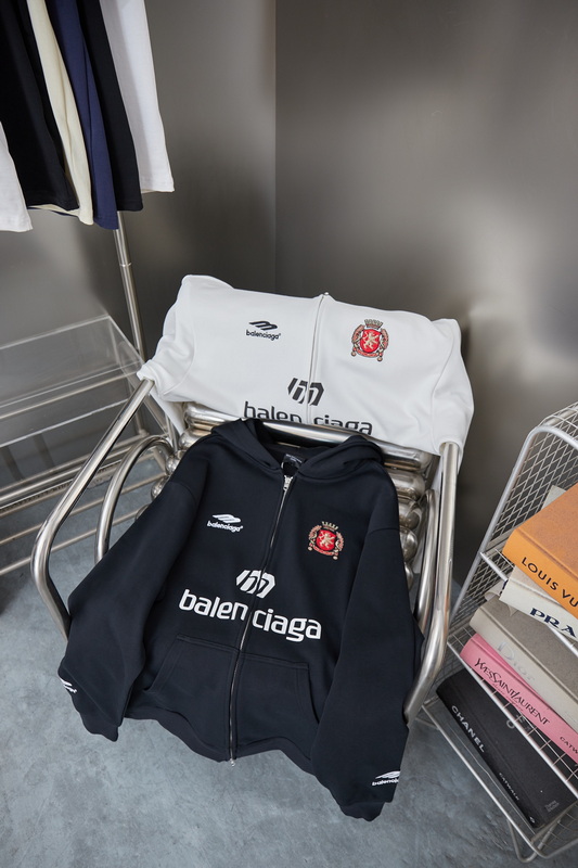Balenciaga Hoody-078