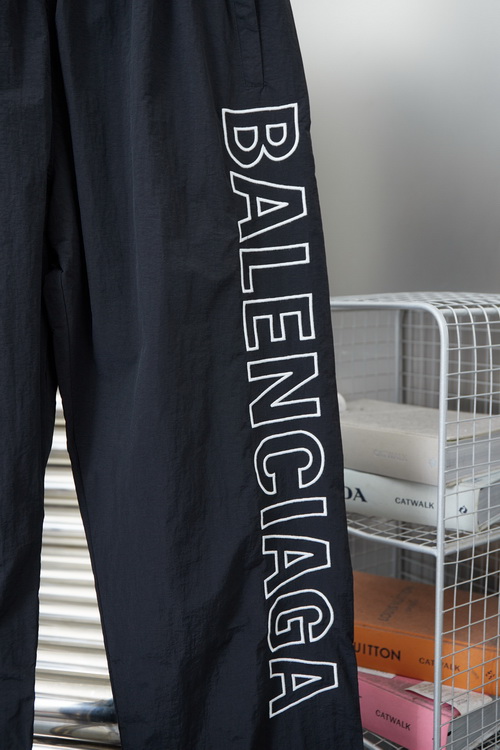 Balenciaga Pants-107