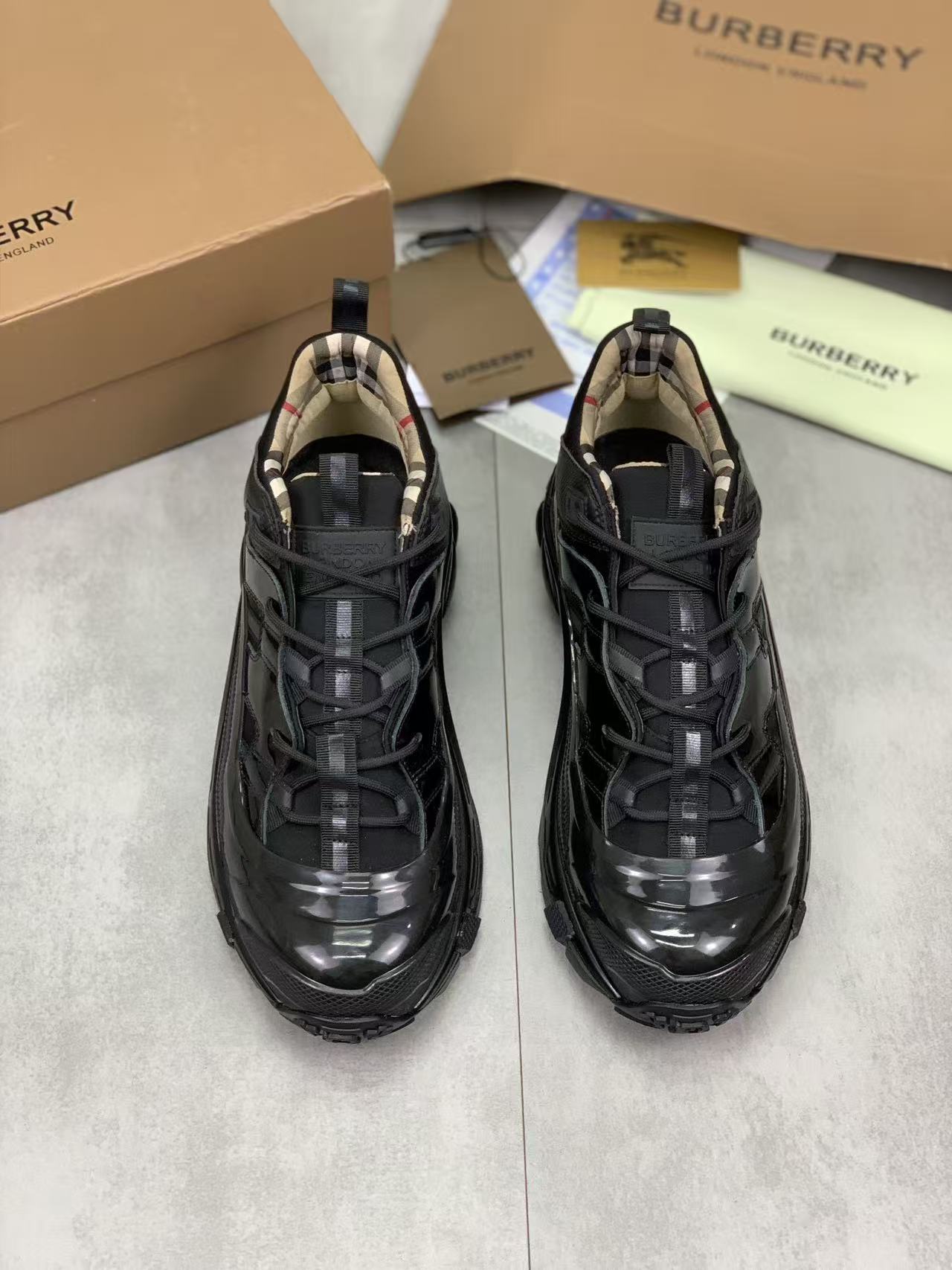 Burberry Shoes(AAA)-018