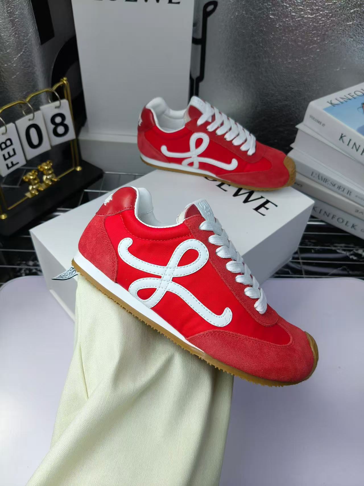 Loewe Shoes(AAA)-001