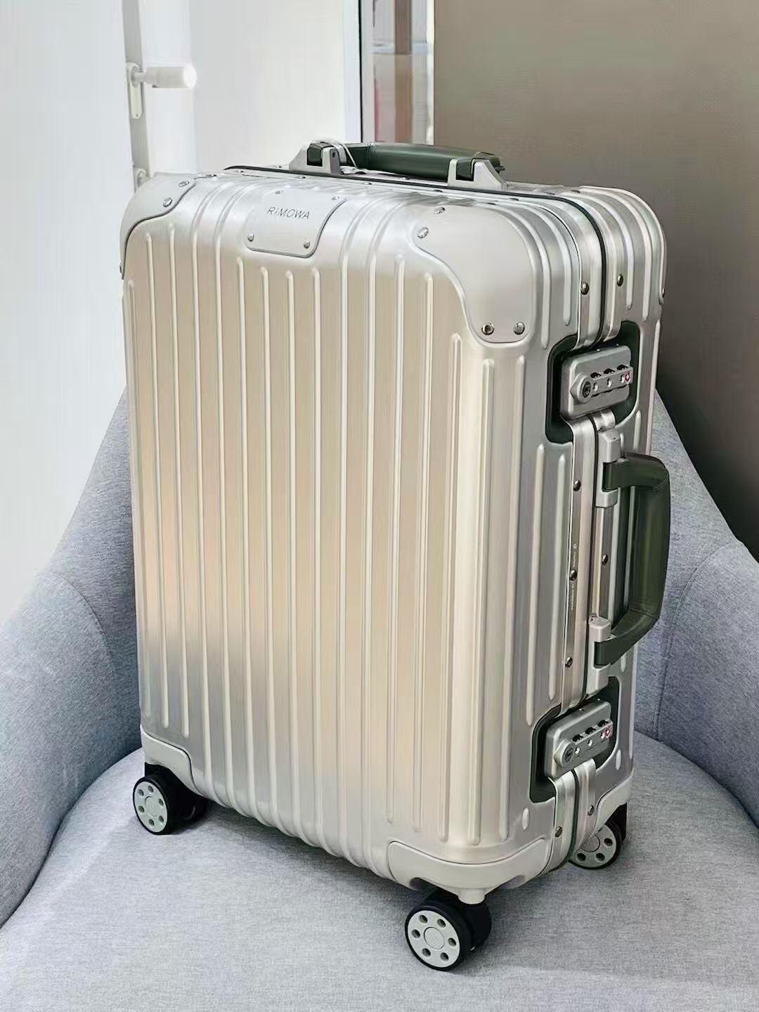 RIMOWA Suitcase(AAA)-002