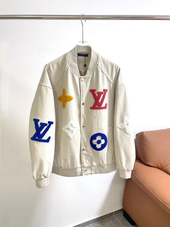LV Jacket-072
