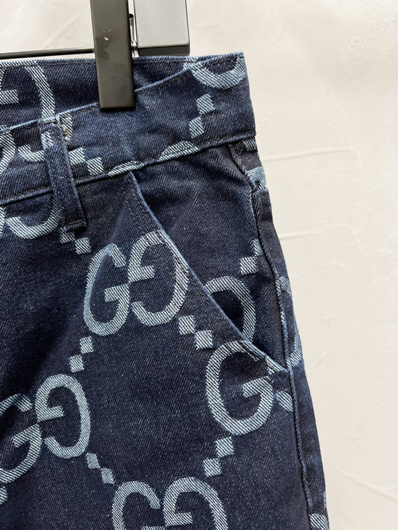 Gucci Jeans-009