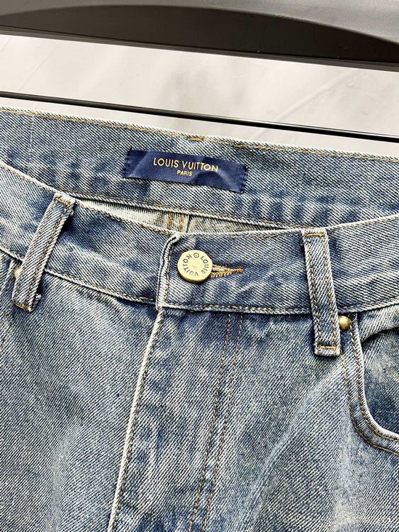 LV Jeans-059