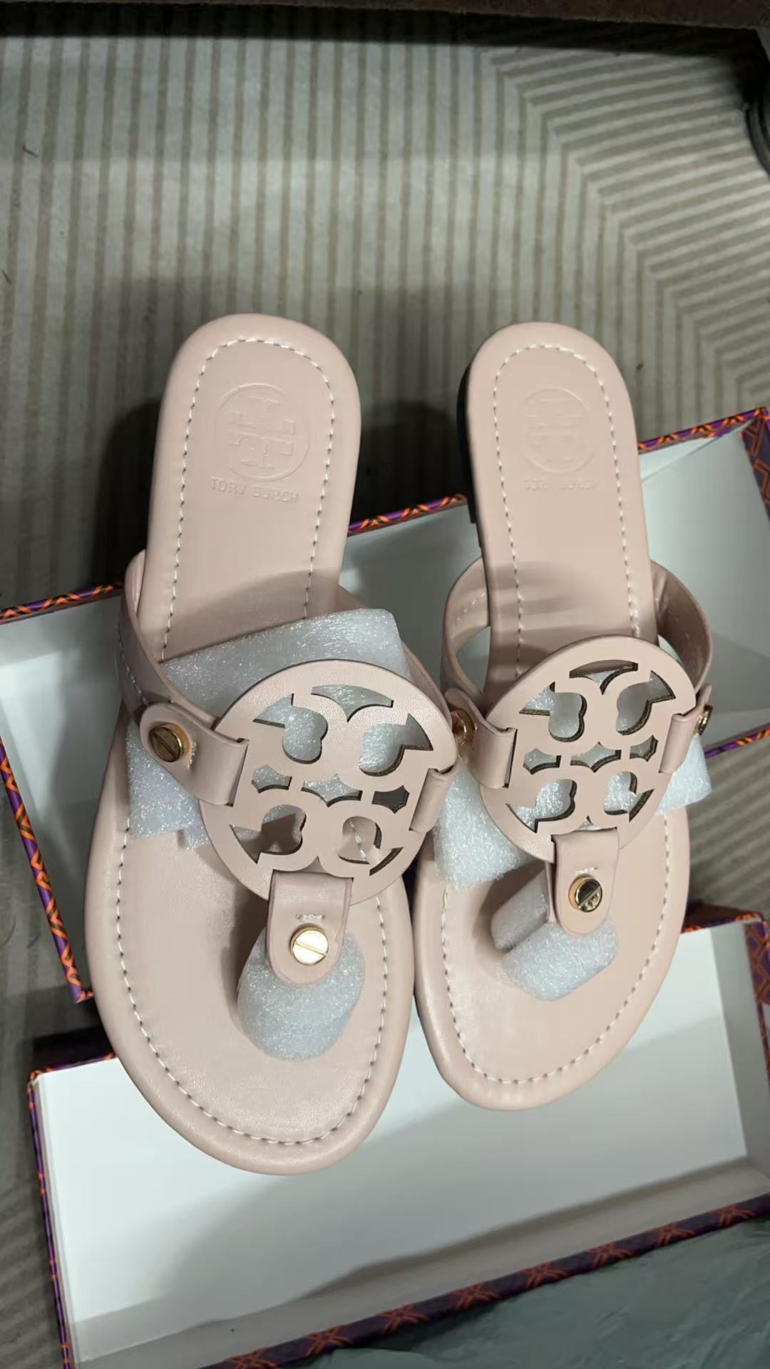 Tory Burch Slippers Women(AAA)-002