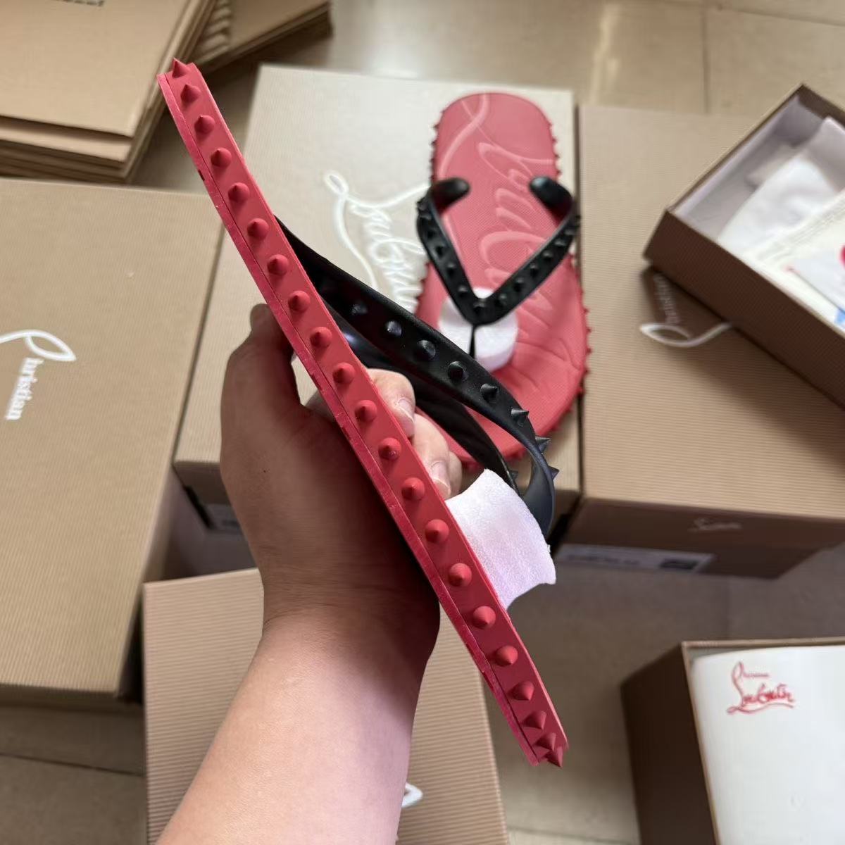 LV Slippers(AAA)-092