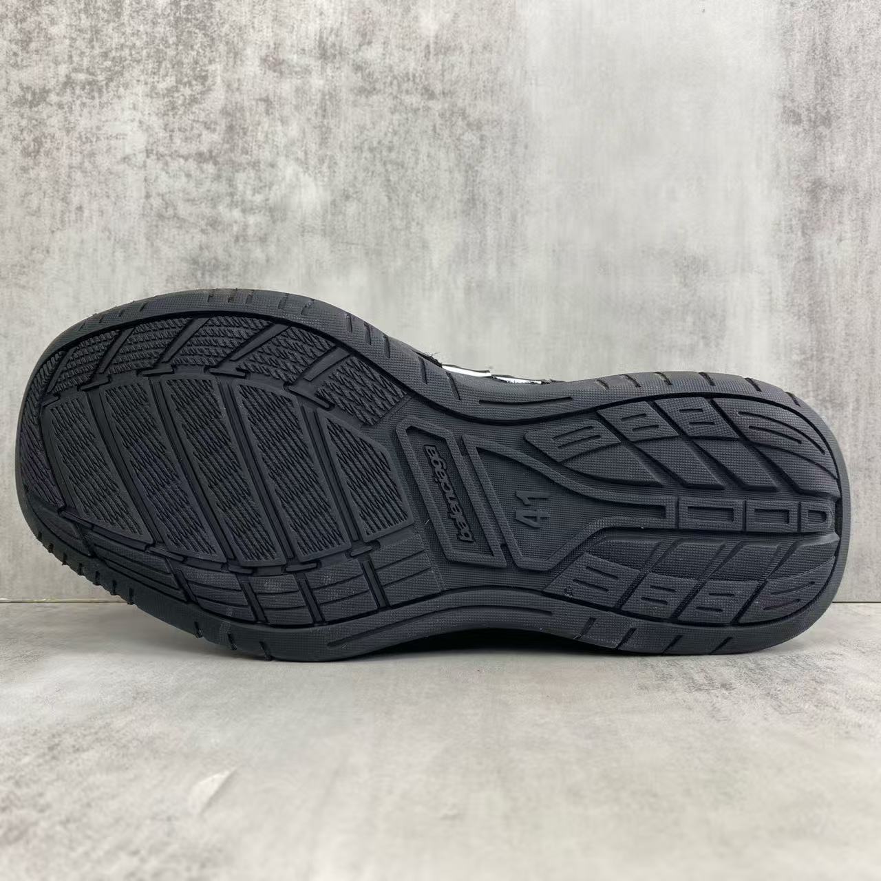 Balenciaga Shoes(AAA)-359