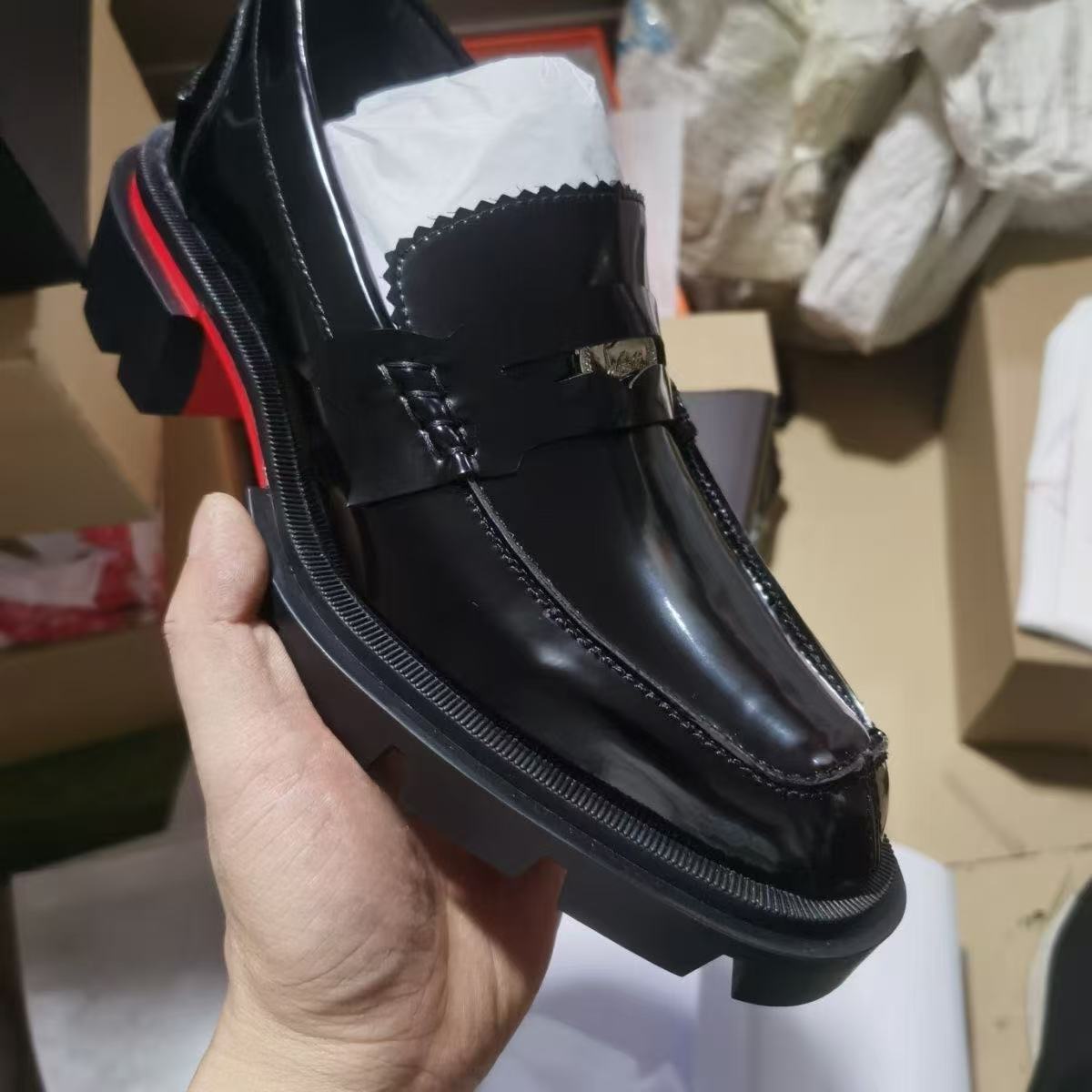 CL Men Shoes-572