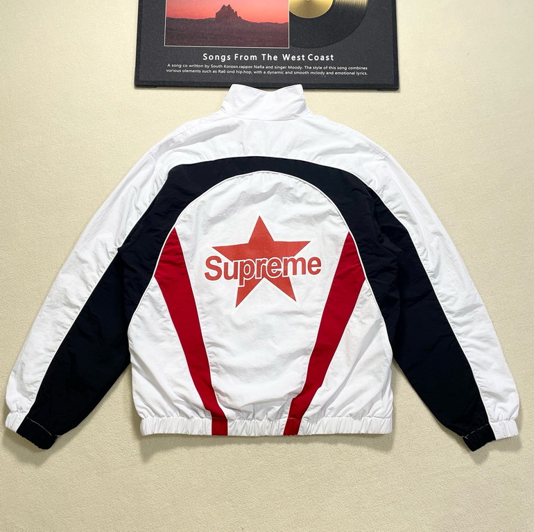 SUPREME Jacket-041