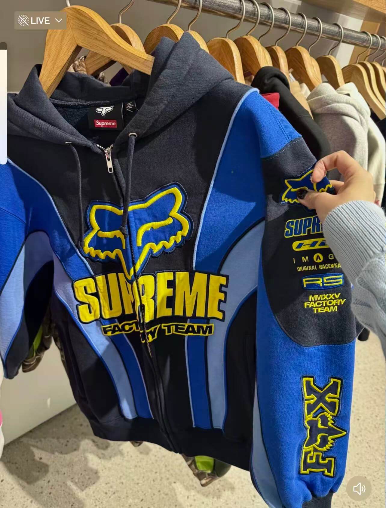 Supreme Hoody-166